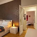 Apartment La Sapienza *