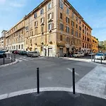 Apartment La Sapienza *