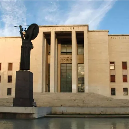 La Sapienza * רומא